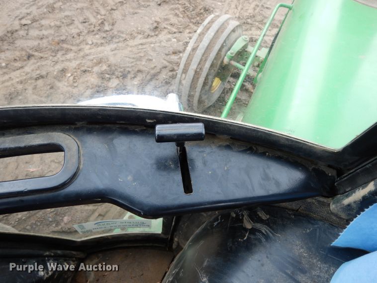 image for item DH2299 1982 John Deere 4840 tractor