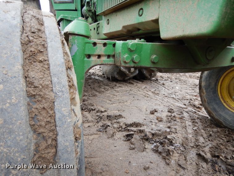 image for item DH2299 1982 John Deere 4840 tractor