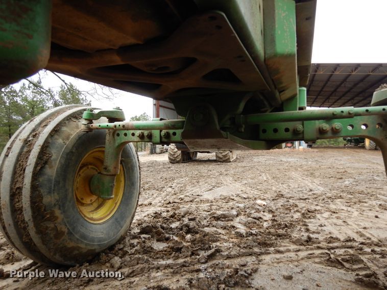 image for item DH2299 1982 John Deere 4840 tractor