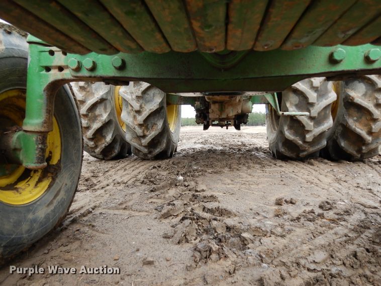 image for item DH2299 1982 John Deere 4840 tractor