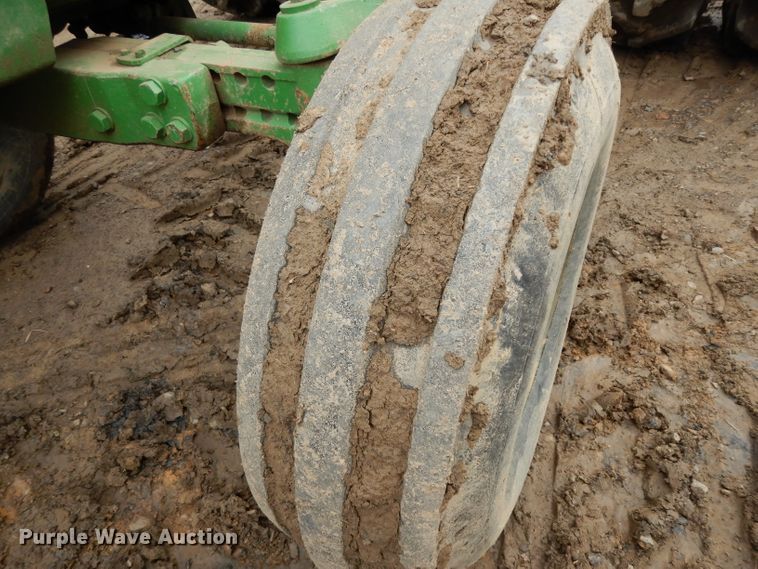 image for item DH2299 1982 John Deere 4840 tractor