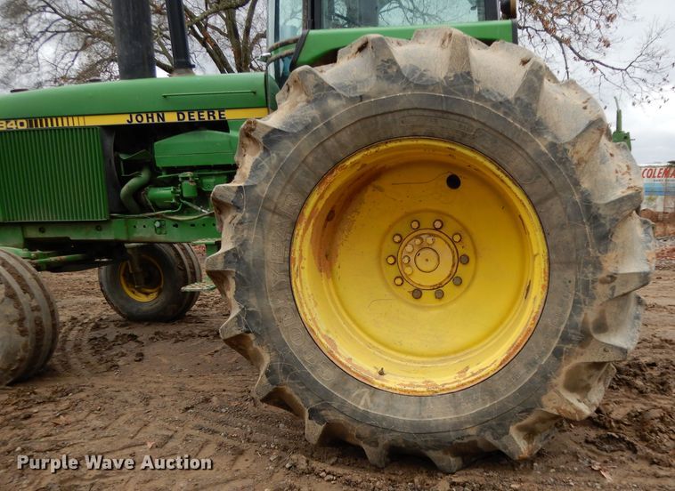 image for item DH2299 1982 John Deere 4840 tractor