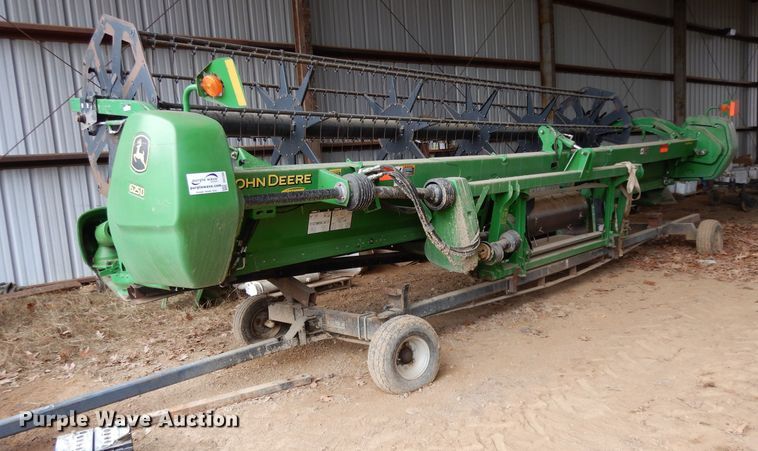 image for item DH2300 2010 John Deere 625D draper head