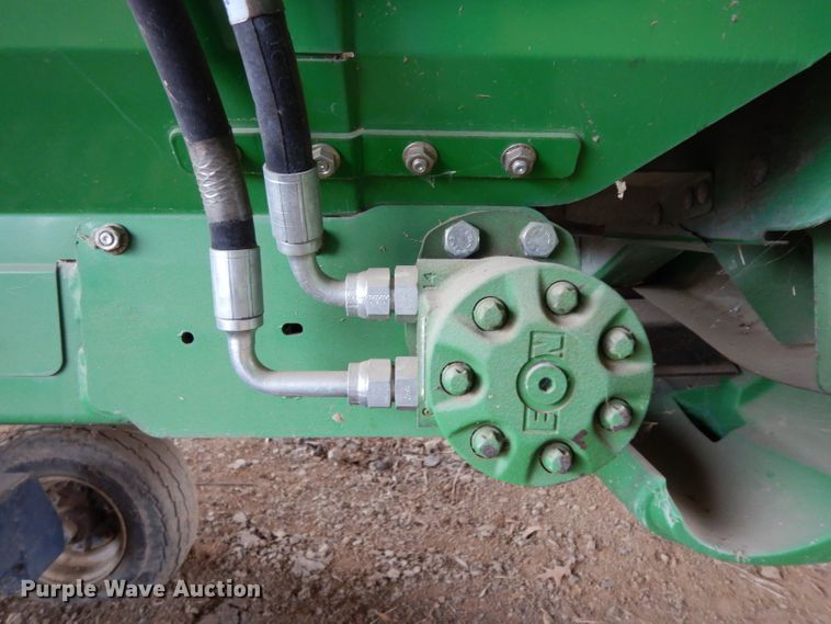 image for item DH2300 2010 John Deere 625D draper head