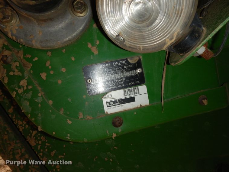 image for item DH2300 2010 John Deere 625D draper head