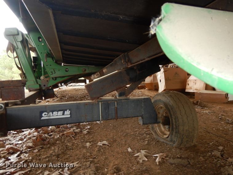 image for item DH2300 2010 John Deere 625D draper head