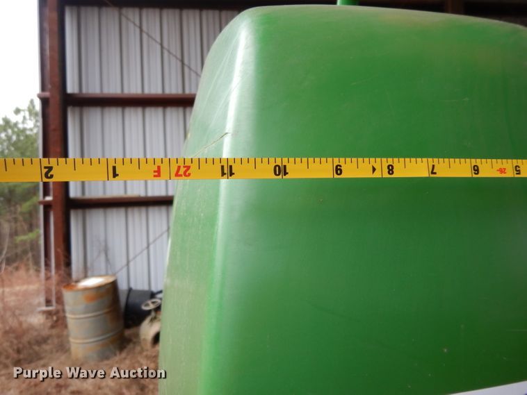 image for item DH2300 2010 John Deere 625D draper head