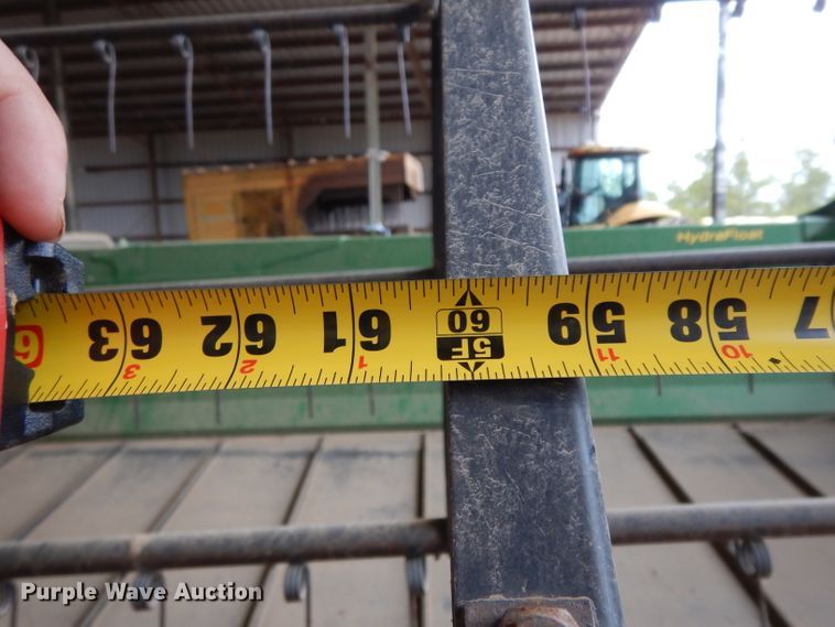 image for item DH2300 2010 John Deere 625D draper head