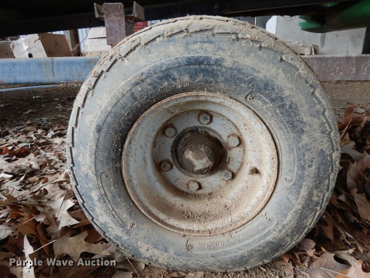 image for item DH2300 2010 John Deere 625D draper head