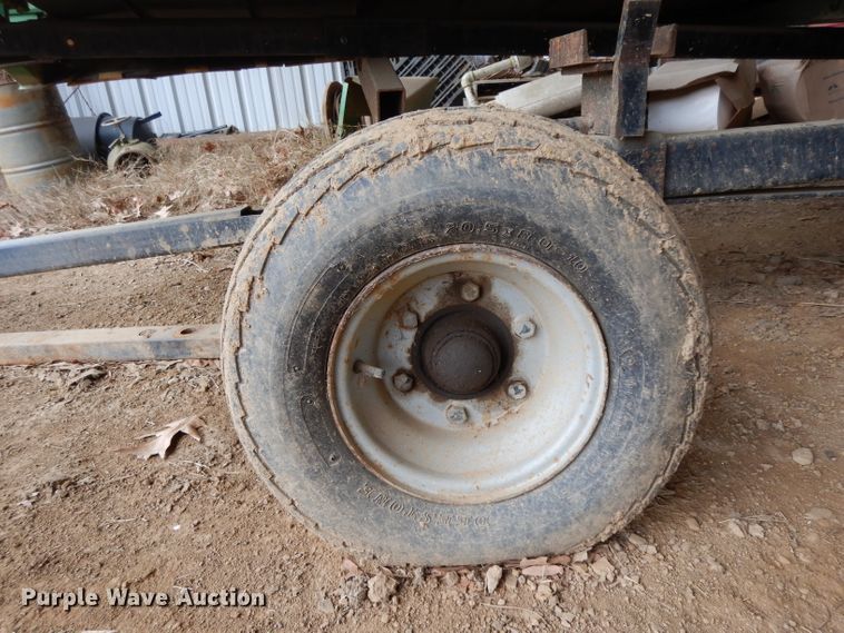 image for item DH2300 2010 John Deere 625D draper head