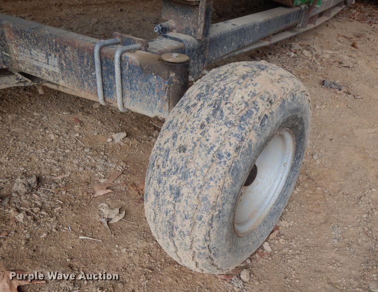 image for item DH2300 2010 John Deere 625D draper head