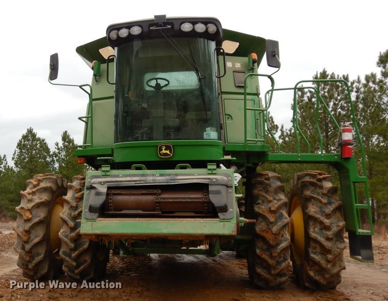 image for item DH2301 2010 John Deere 9670 STS combine