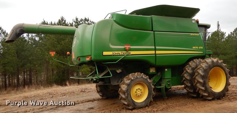 image for item DH2301 2010 John Deere 9670 STS combine