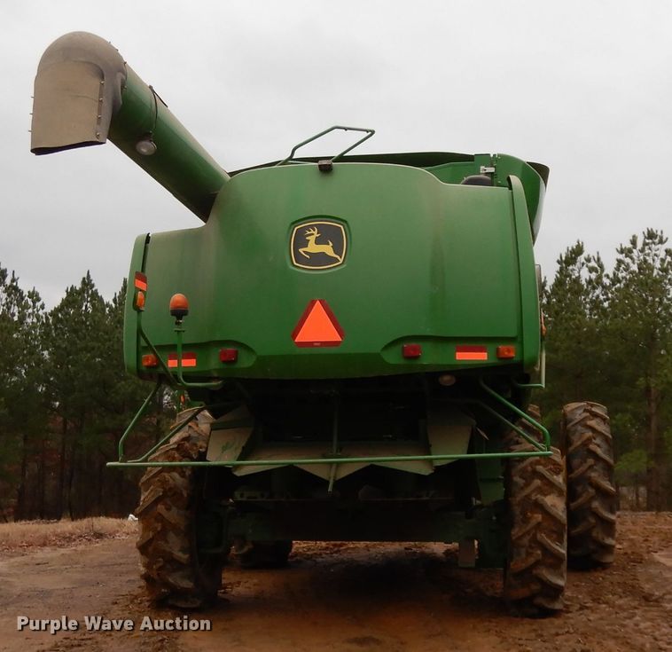 image for item DH2301 2010 John Deere 9670 STS combine