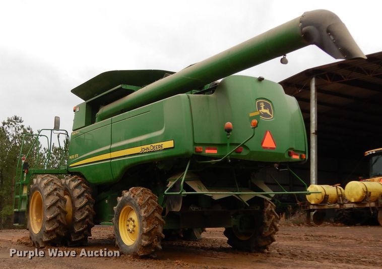 image for item DH2301 2010 John Deere 9670 STS combine
