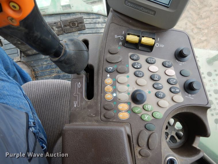 image for item DH2301 2010 John Deere 9670 STS combine