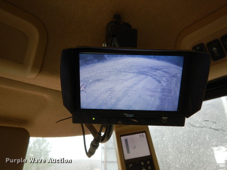 image for item DH2301 2010 John Deere 9670 STS combine