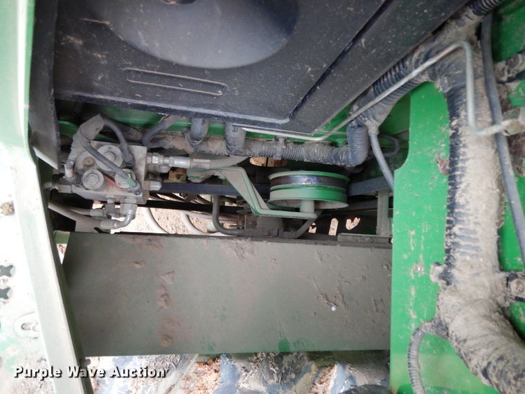 image for item DH2301 2010 John Deere 9670 STS combine