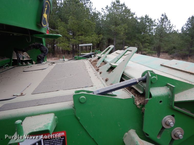 image for item DH2301 2010 John Deere 9670 STS combine