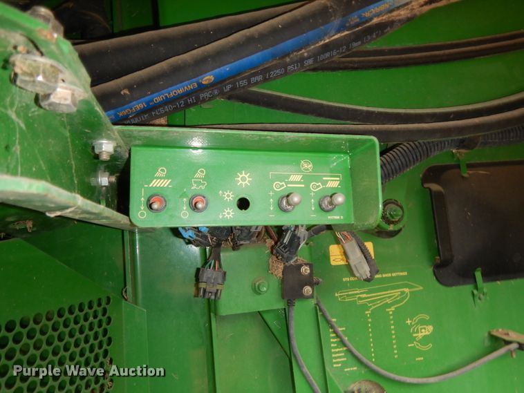 image for item DH2301 2010 John Deere 9670 STS combine