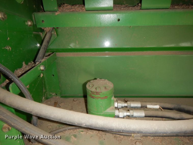 image for item DH2301 2010 John Deere 9670 STS combine