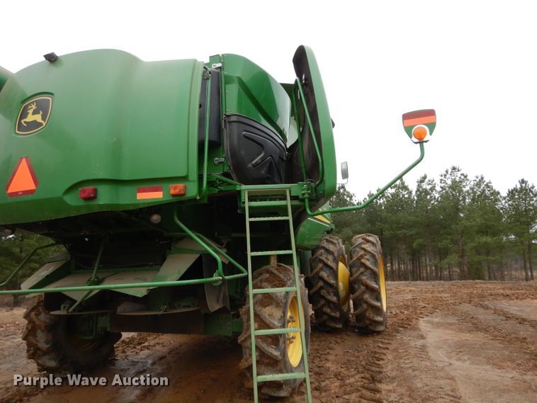 image for item DH2301 2010 John Deere 9670 STS combine