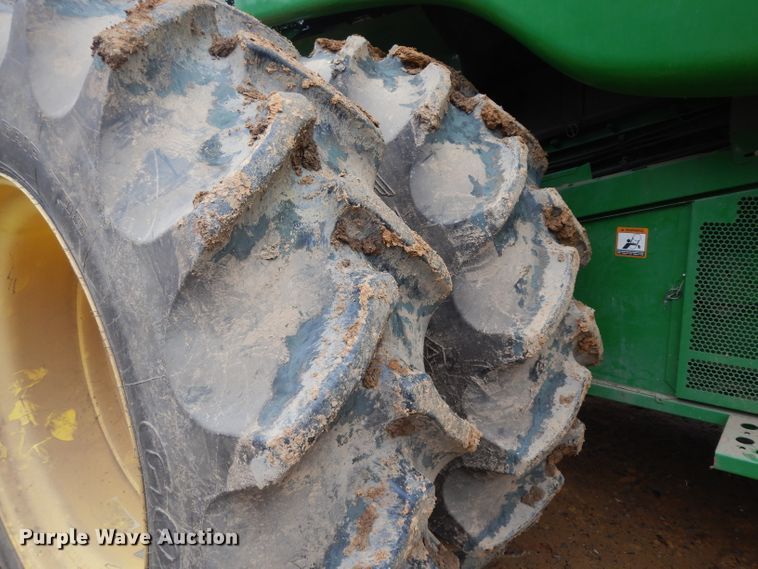 image for item DH2301 2010 John Deere 9670 STS combine