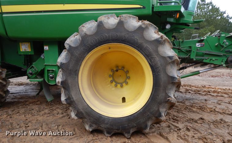 image for item DH2301 2010 John Deere 9670 STS combine