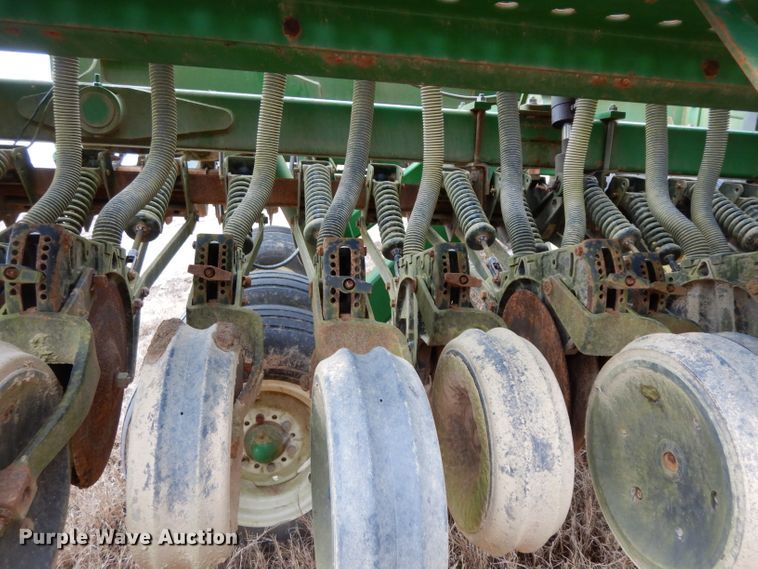 image for item DH2303 John Deere 455 grain drill