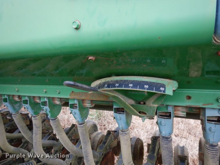 image for item DH2303 John Deere 455 grain drill