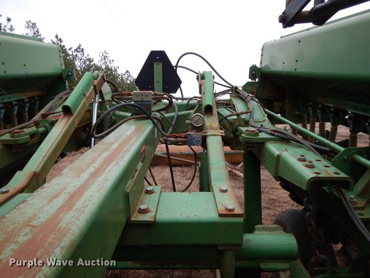 image for item DH2303 John Deere 455 grain drill
