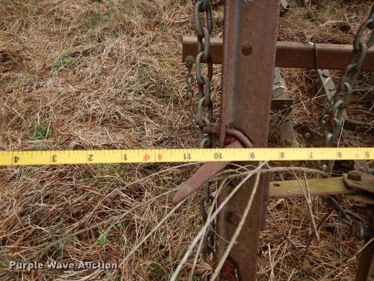 image for item DH2314 John Deere 960 field cultivator