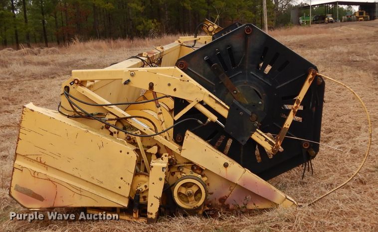 image for item DH2318 New Holland 973 flex head