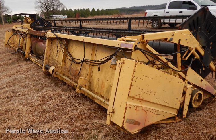 image for item DH2318 New Holland 973 flex head