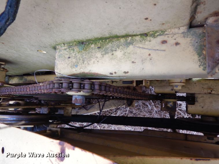 image for item DH2318 New Holland 973 flex head