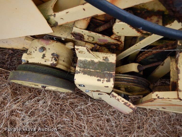 image for item DH2318 New Holland 973 flex head