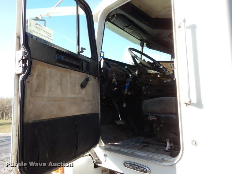 image for item DH2375 1997 Freightliner FLD120 manure spreader truck