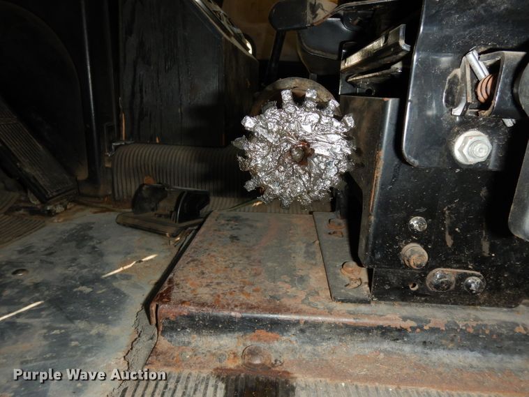 image for item DH2375 1997 Freightliner FLD120 manure spreader truck