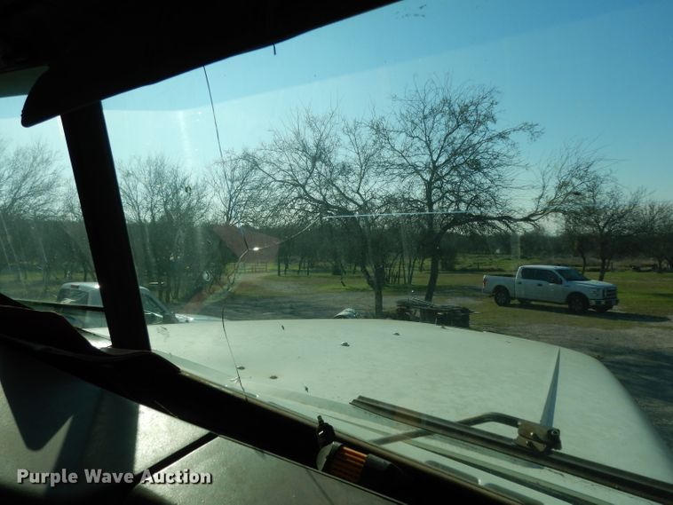 image for item DH2375 1997 Freightliner FLD120 manure spreader truck