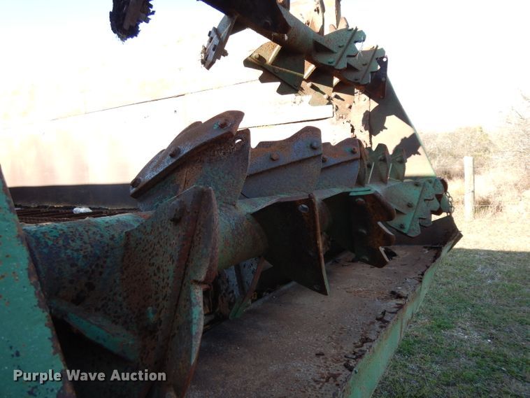 image for item DH2375 1997 Freightliner FLD120 manure spreader truck