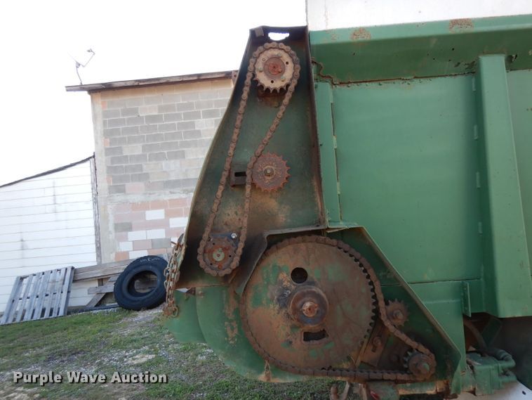 image for item DH2375 1997 Freightliner FLD120 manure spreader truck