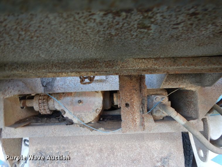 image for item DH2375 1997 Freightliner FLD120 manure spreader truck