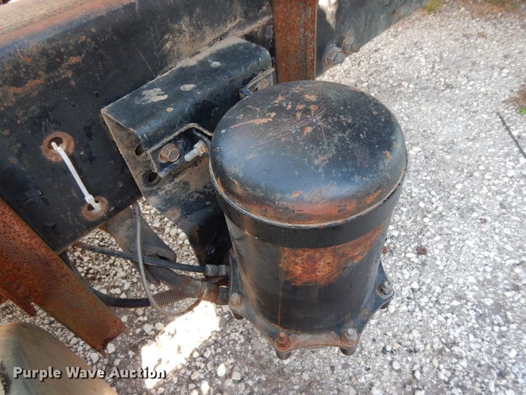 image for item DH2375 1997 Freightliner FLD120 manure spreader truck