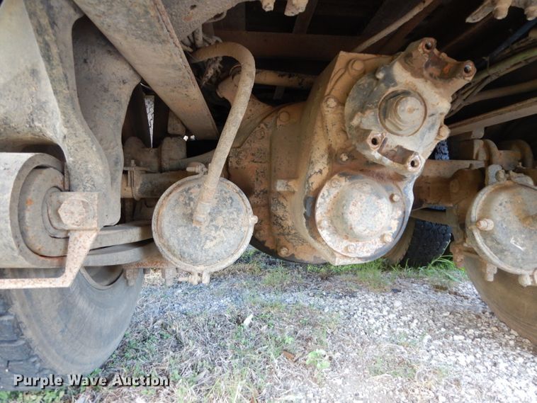 image for item DH2375 1997 Freightliner FLD120 manure spreader truck