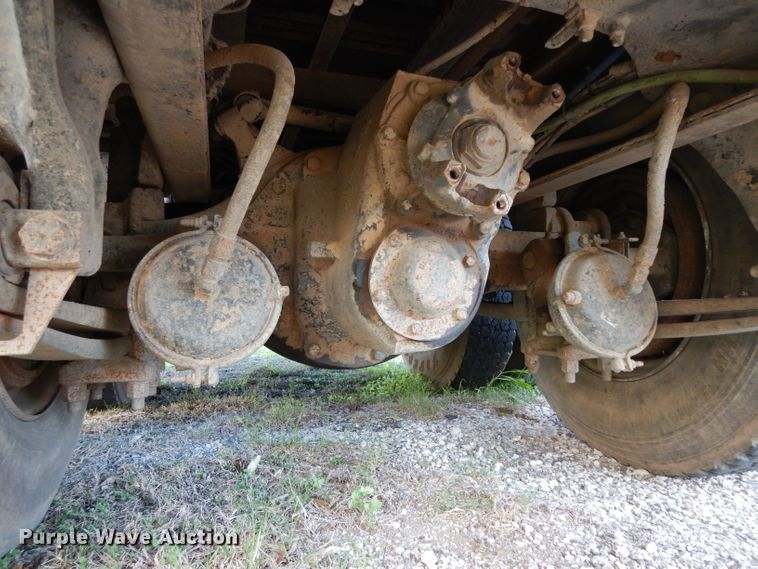 image for item DH2375 1997 Freightliner FLD120 manure spreader truck