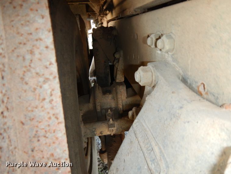 image for item DH2375 1997 Freightliner FLD120 manure spreader truck