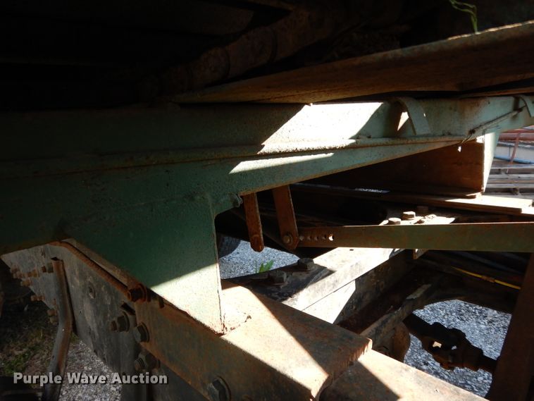 image for item DH2375 1997 Freightliner FLD120 manure spreader truck