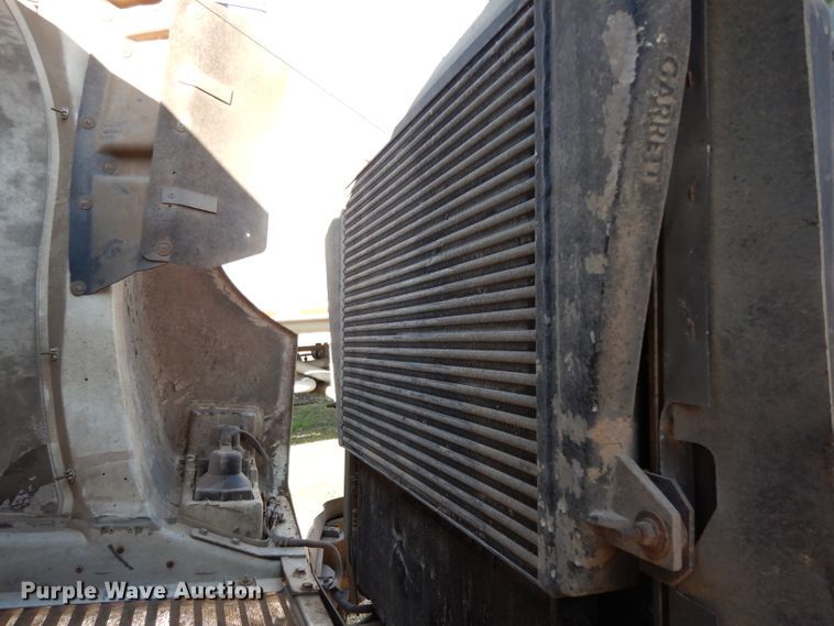 image for item DH2375 1997 Freightliner FLD120 manure spreader truck