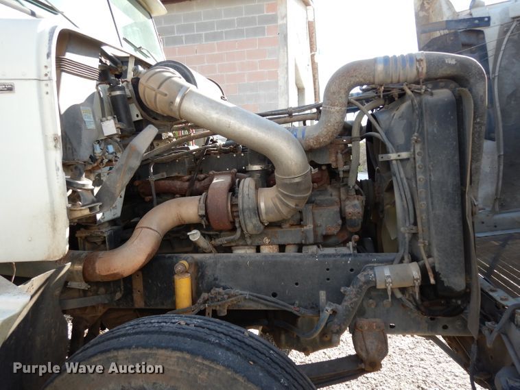 image for item DH2375 1997 Freightliner FLD120 manure spreader truck