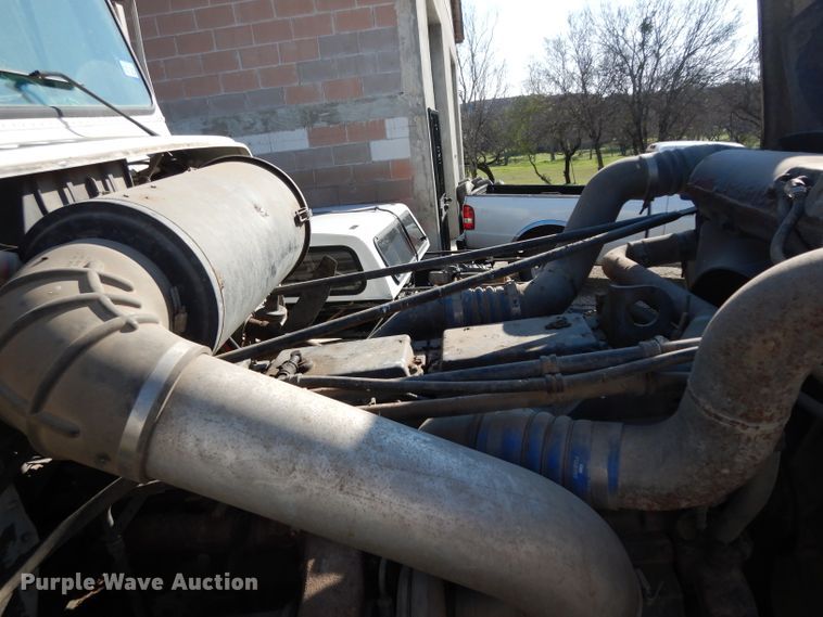 image for item DH2375 1997 Freightliner FLD120 manure spreader truck